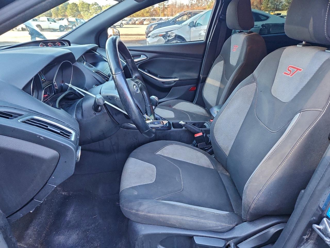 2018 FORD FOCUS ST photo 7