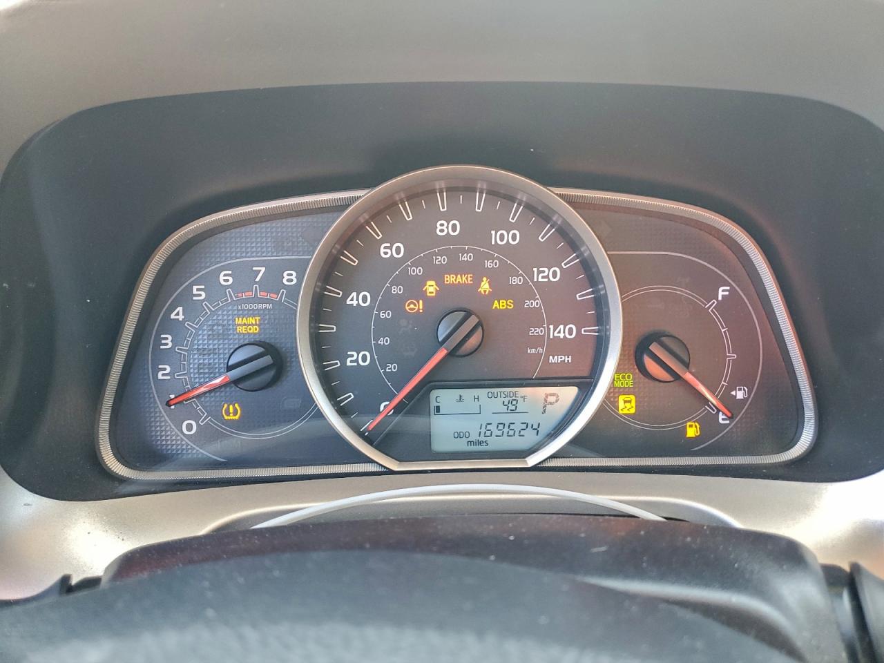 2014 TOYOTA RAV4 XLE photo 9