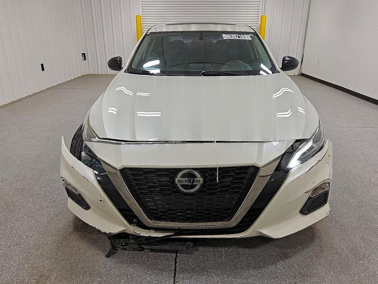 2019 NISSAN ALTIMA SR photo 5