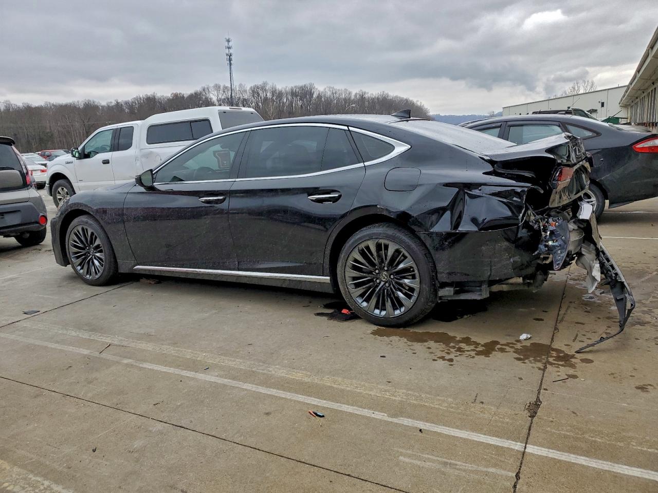 2018 LEXUS LS 500 BASE photo 2