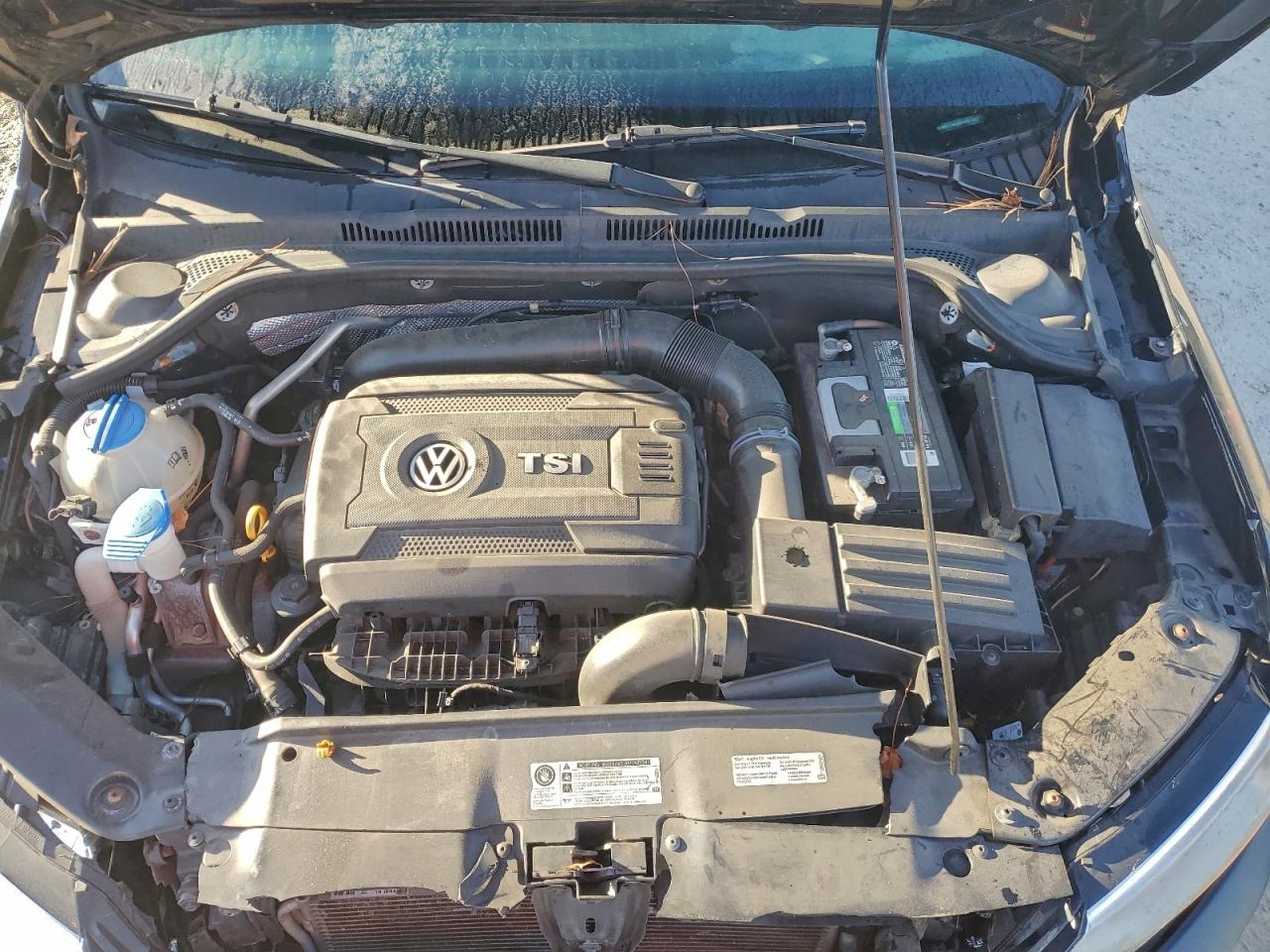 2016 VOLKSWAGEN JETTA SPORT photo 11