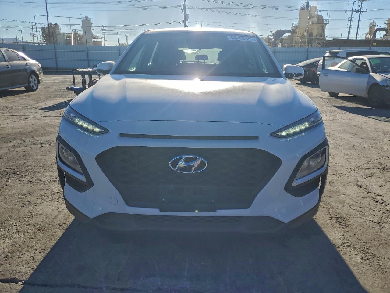 2020 HYUNDAI KONA SE photo 5