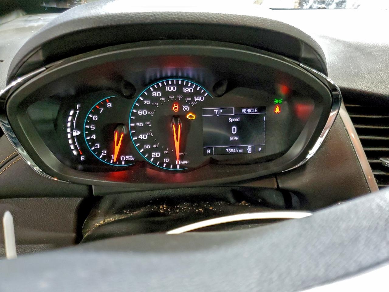 2018 CHEVROLET TRAX 1LT photo 9