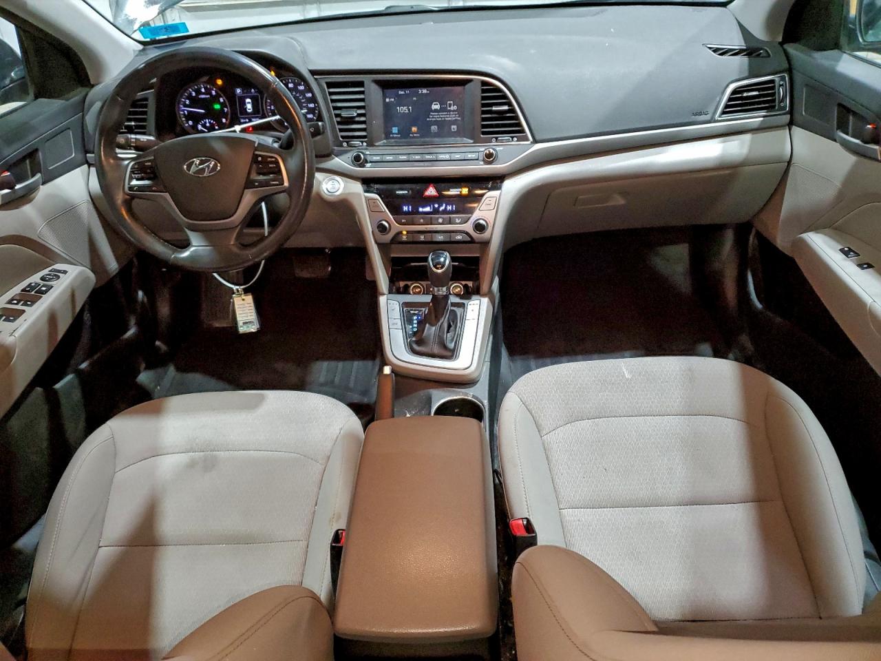 2018 HYUNDAI ELANTRA SEL photo 8