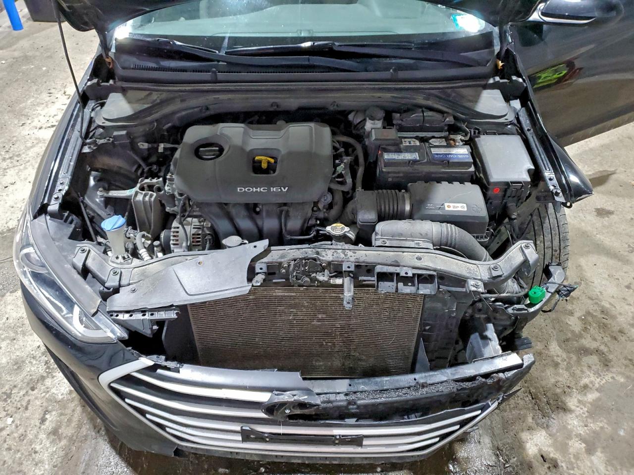 2018 HYUNDAI ELANTRA SEL photo 11