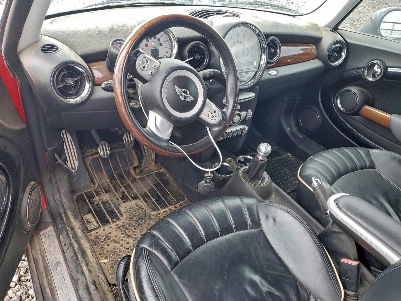 2007 MINI COOPER S photo 8