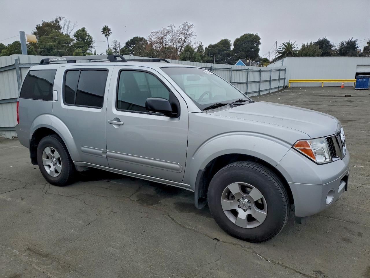2007 NISSAN PATHFINDER LE photo 4