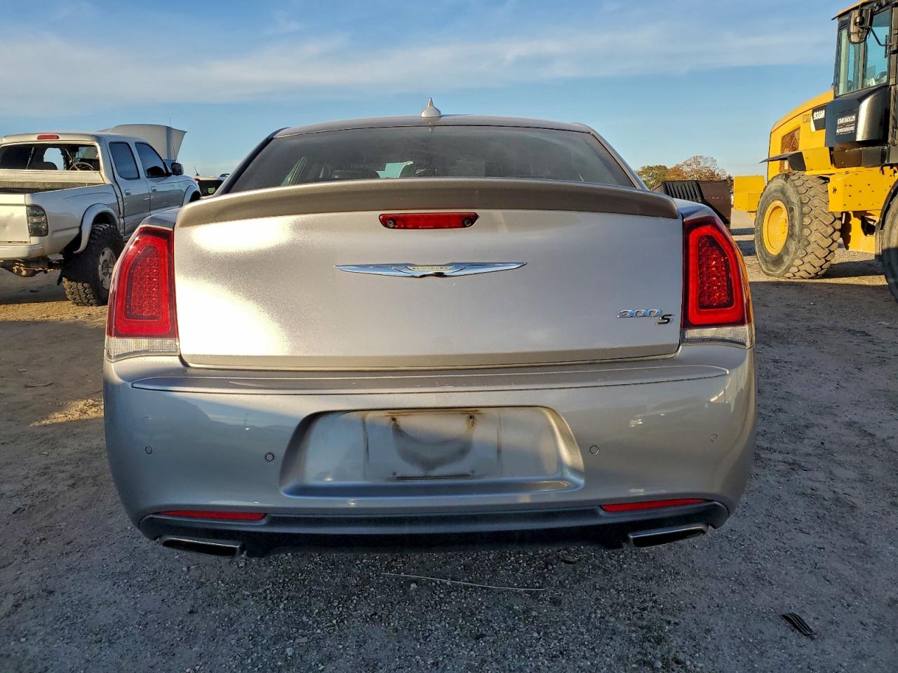 2018 CHRYSLER 300 S photo 6