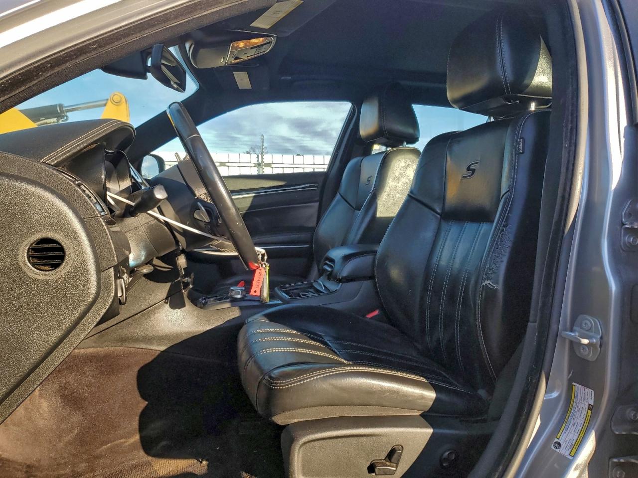 2018 CHRYSLER 300 S photo 7