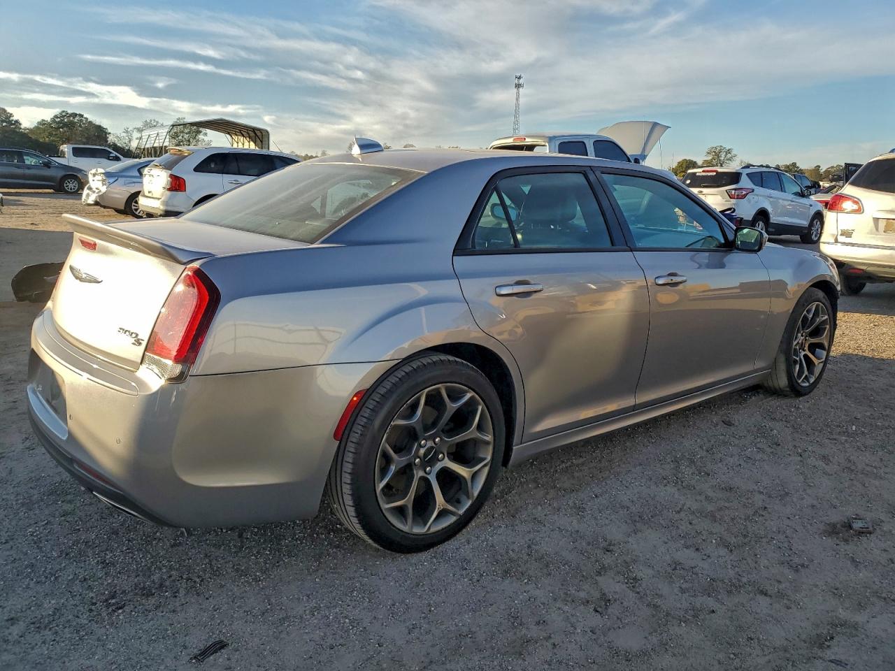 2018 CHRYSLER 300 S photo 3