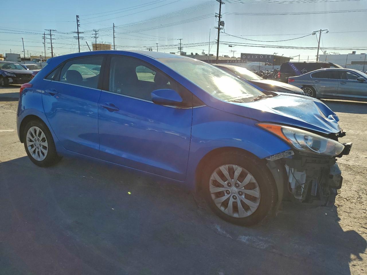 2017 HYUNDAI ELANTRA GT photo 4