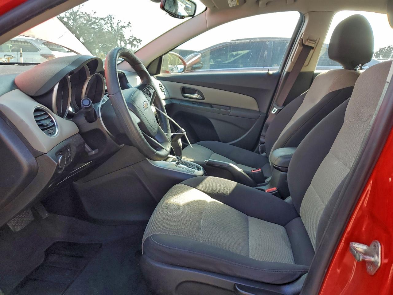 2014 CHEVROLET CRUZE LS photo 7