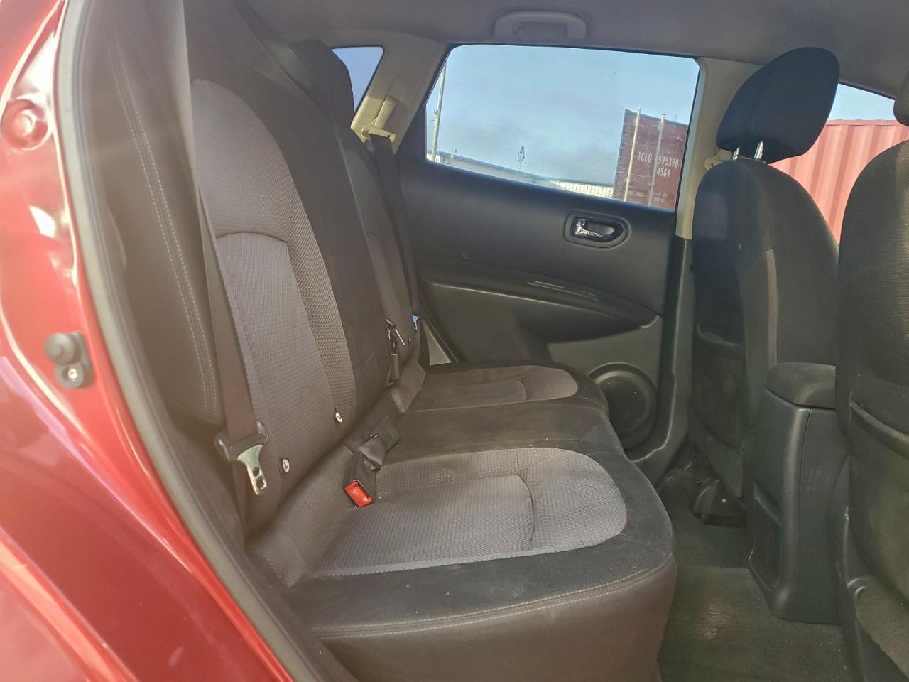 2011 NISSAN ROGUE S photo 11