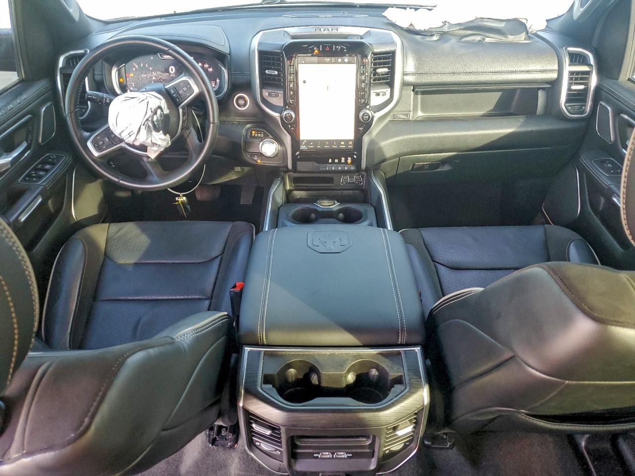 2023 RAM 1500 LARAMIE photo 8