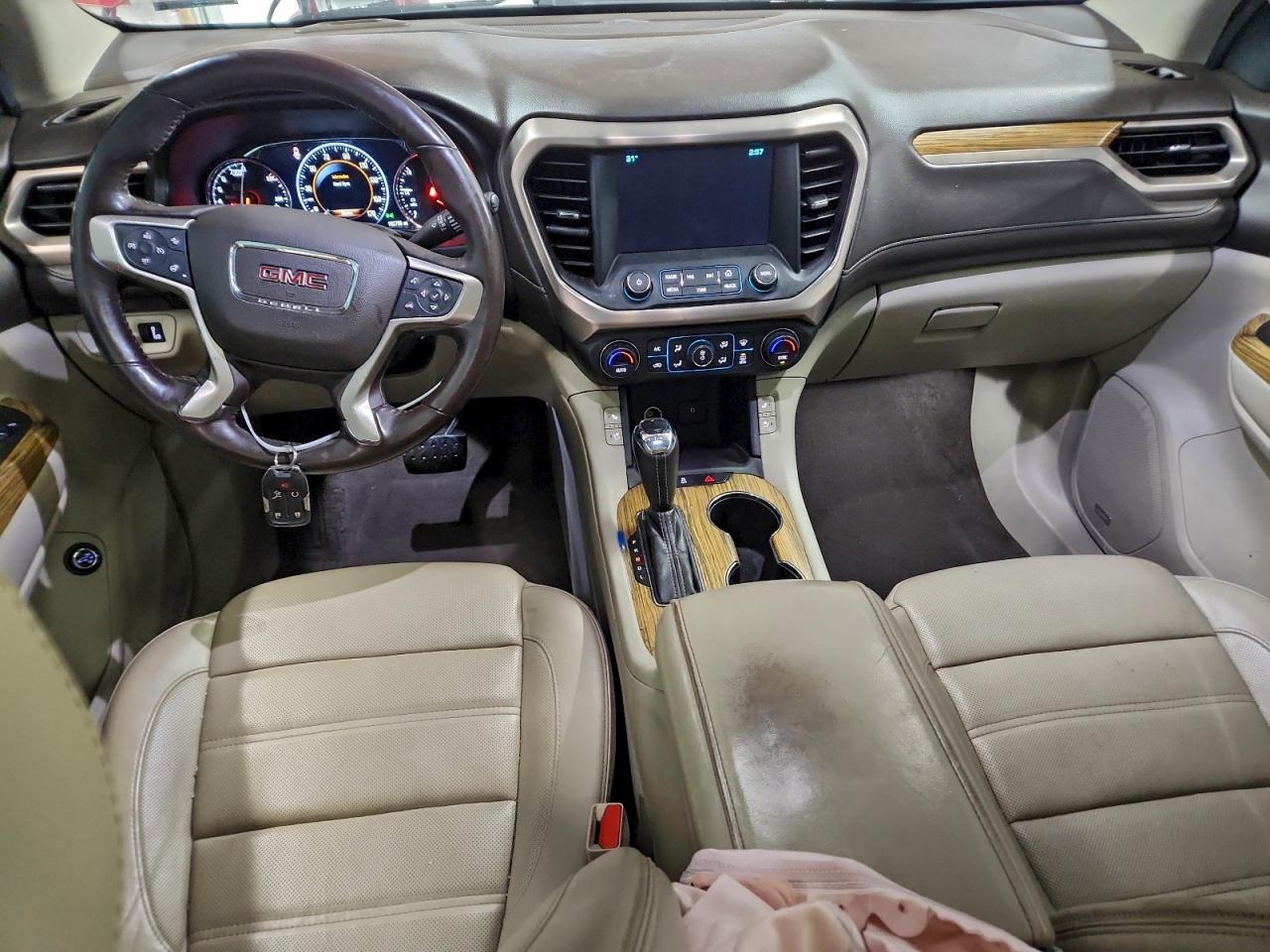 2017 GMC ACADIA DENALI photo 8