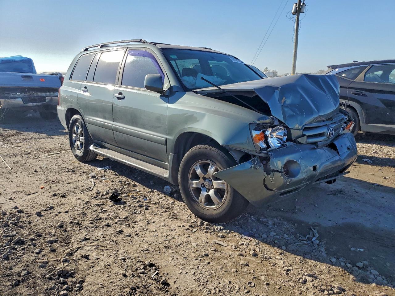 2004 TOYOTA HIGHLANDER BASE photo 4