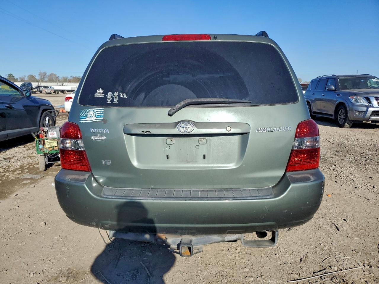 2004 TOYOTA HIGHLANDER BASE photo 6
