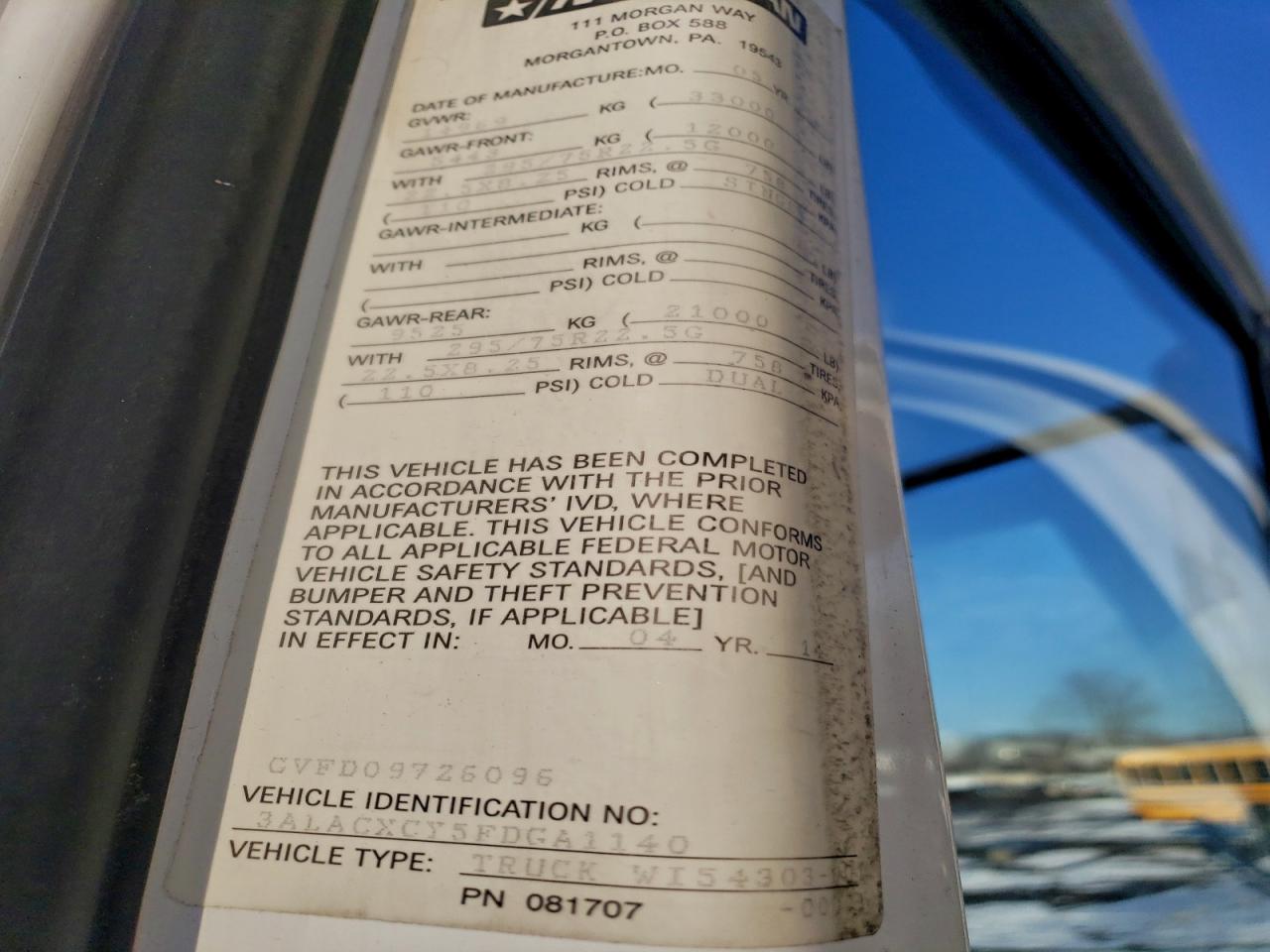 2015 FREIGHTLINER M2 106 MED - Box Truck photo 13