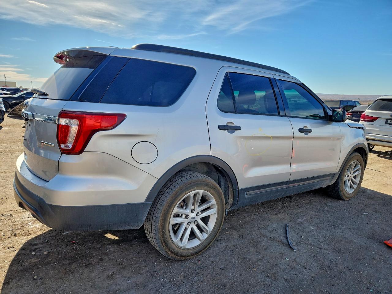 2016 FORD EXPLORER photo 3