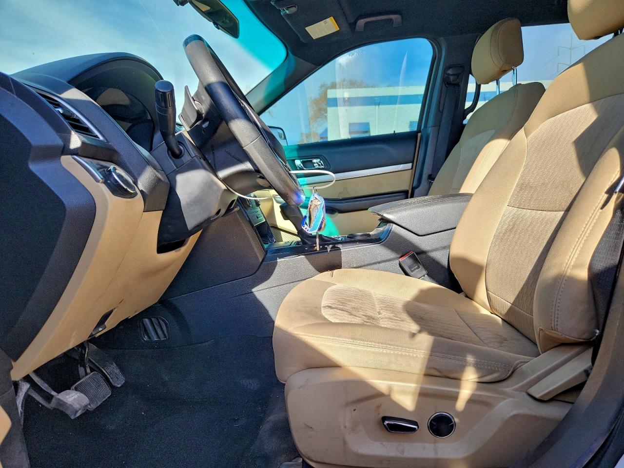 2016 FORD EXPLORER photo 7