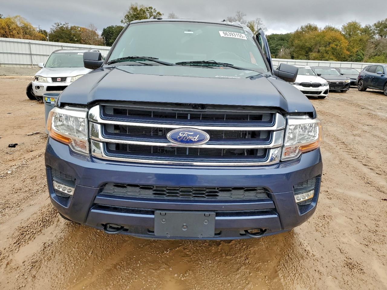 2017 FORD EXPEDITION XLT photo 13