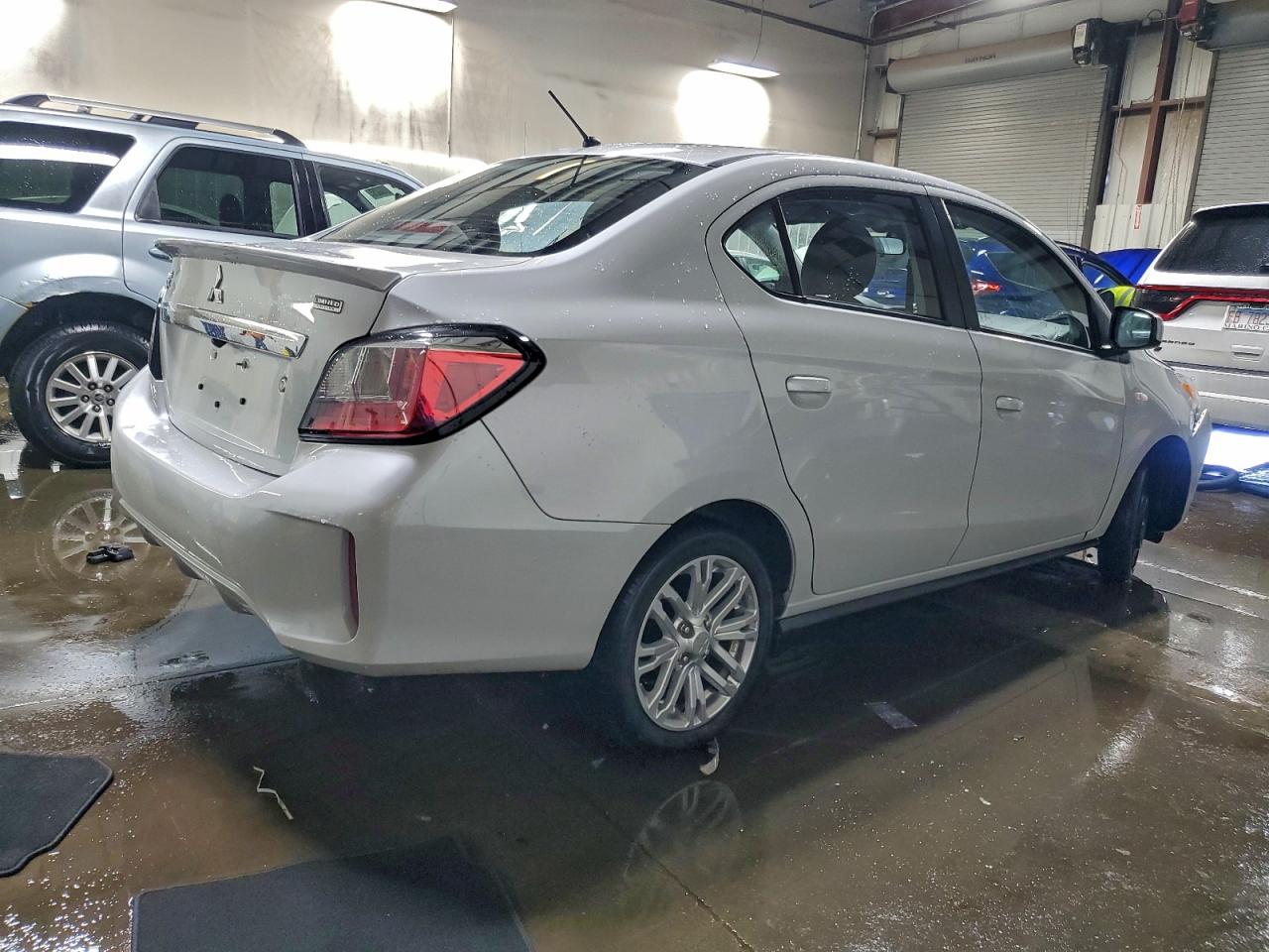 2024 MITSUBISHI MIRAGE G4 ES photo 3