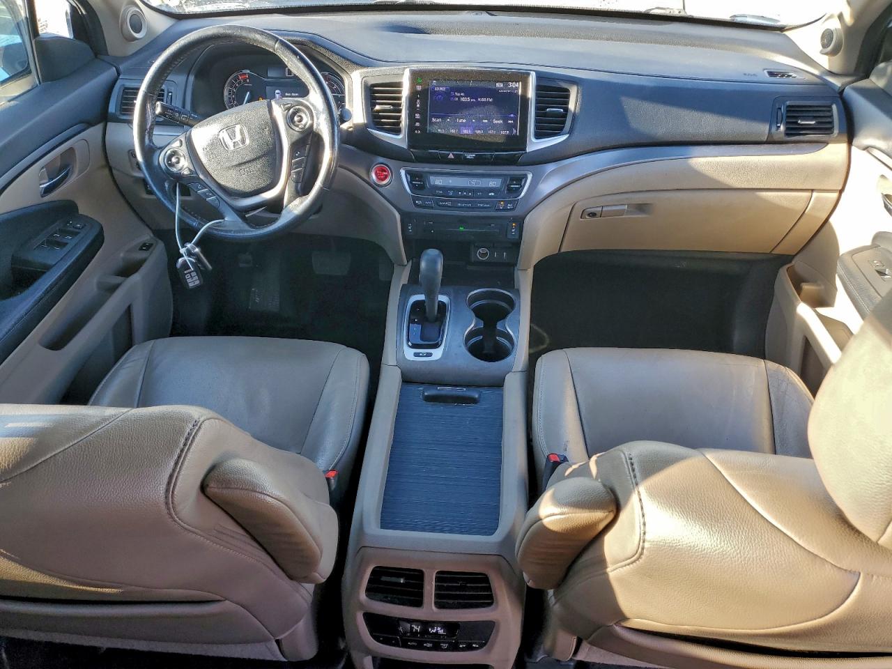 2016 HONDA PILOT EXL photo 8