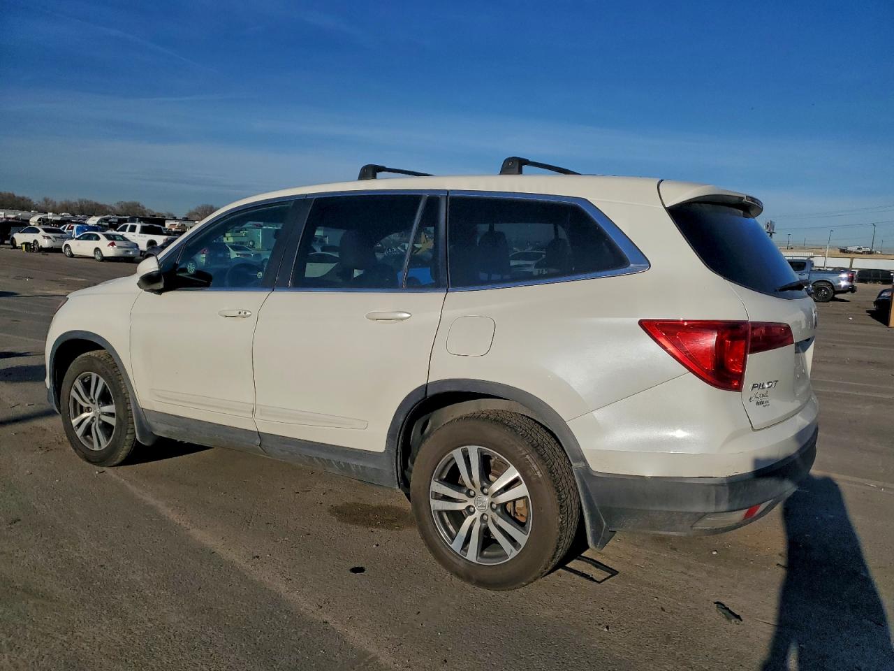 2016 HONDA PILOT EXL photo 2