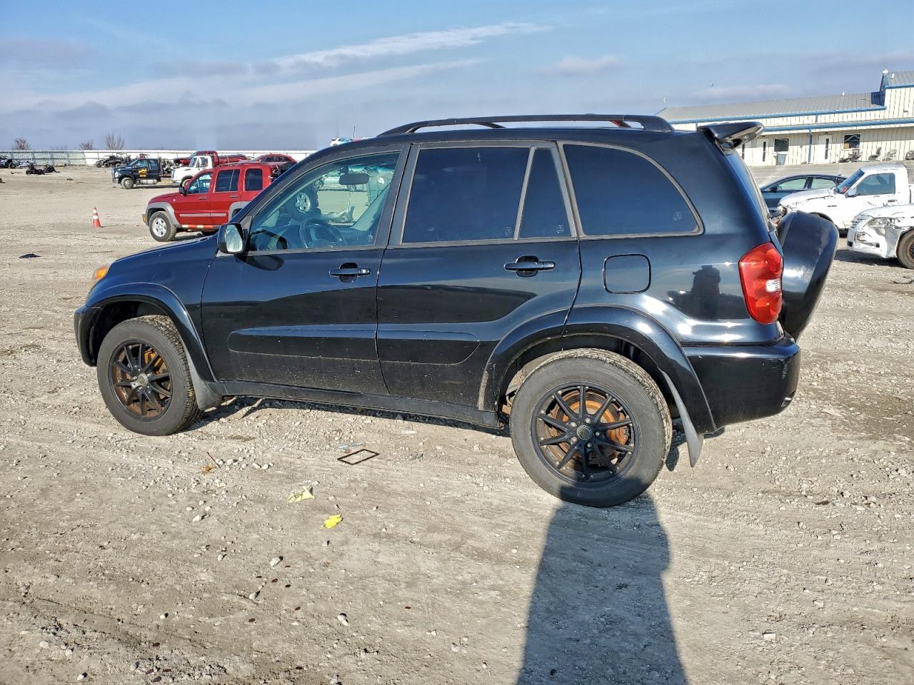2004 TOYOTA RAV4 photo 2