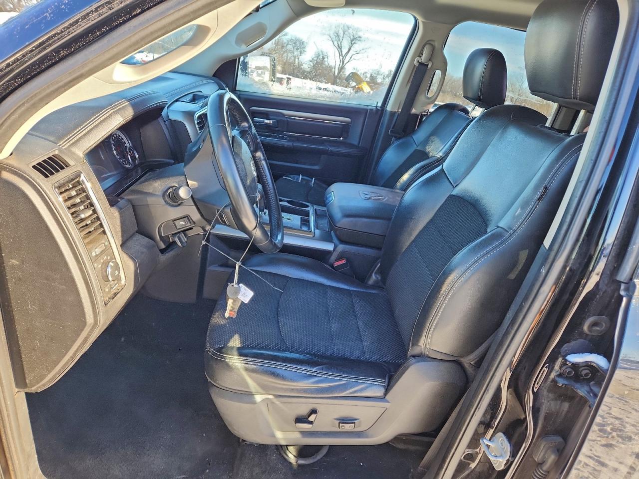 2013 RAM 1500 SPORT photo 7