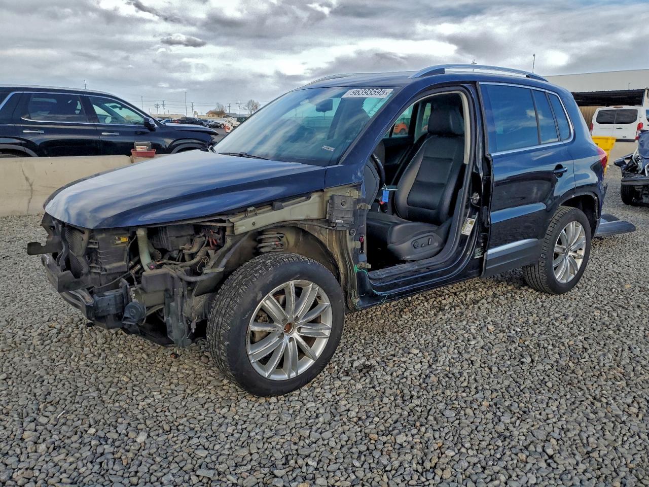 2016 VOLKSWAGEN TIGUAN