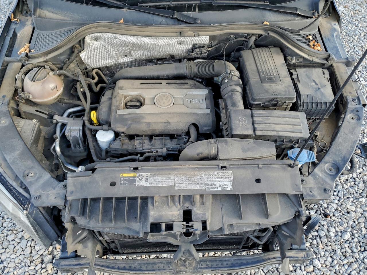 2016 VOLKSWAGEN TIGUAN S photo 12