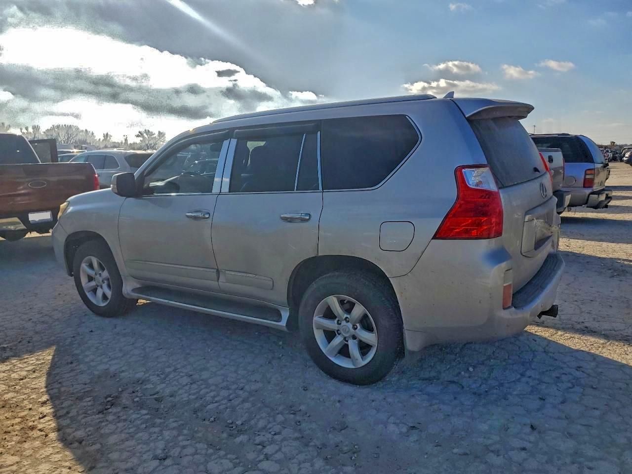 2011 LEXUS GX 460 PREMIUM photo 2