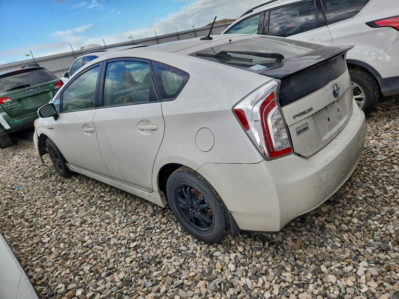 2012 TOYOTA PRIUS photo 3