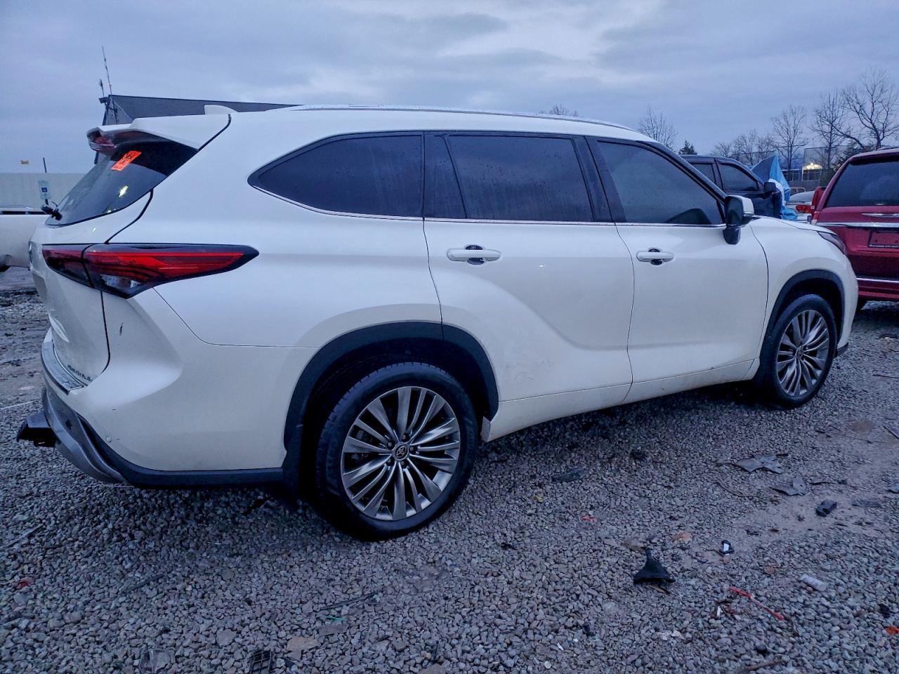 2021 TOYOTA HIGHLANDER PLATINUM photo 7