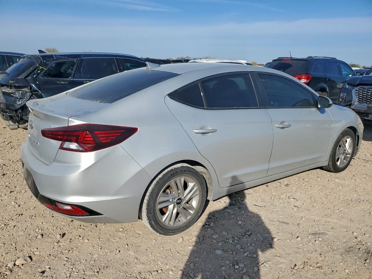 2020 HYUNDAI ELANTRA SEL photo 5