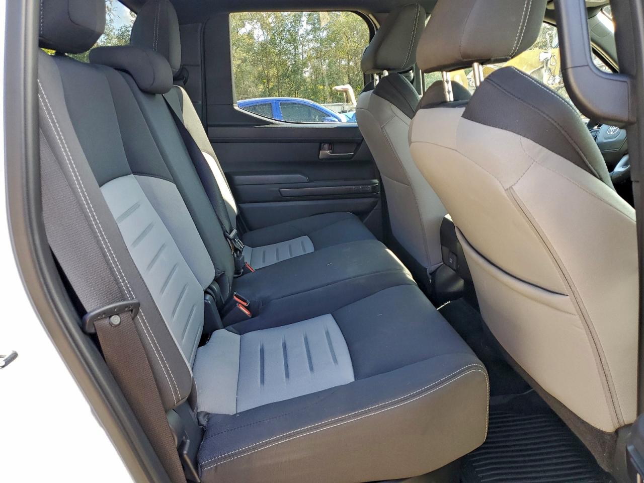 2025 TOYOTA TACOMA DOUBLE CAB photo 10