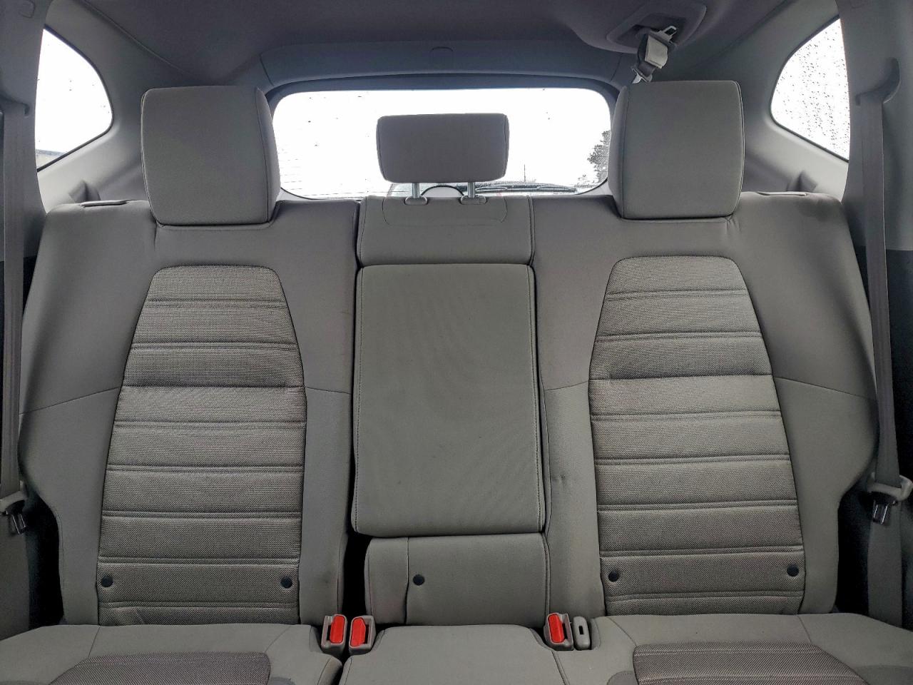 2017 HONDA CR-V LX photo 10