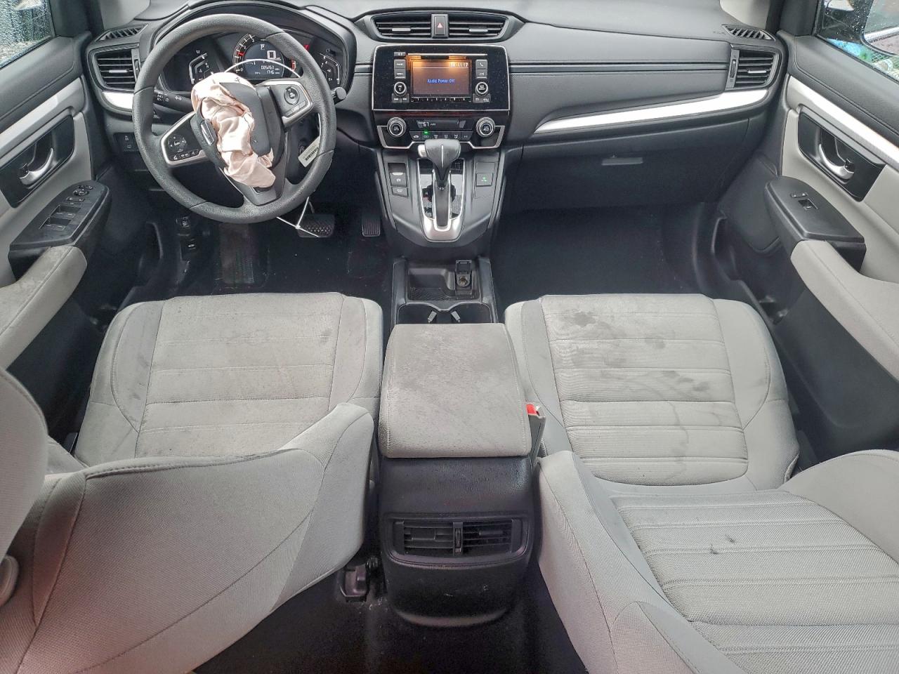 2017 HONDA CR-V LX photo 8