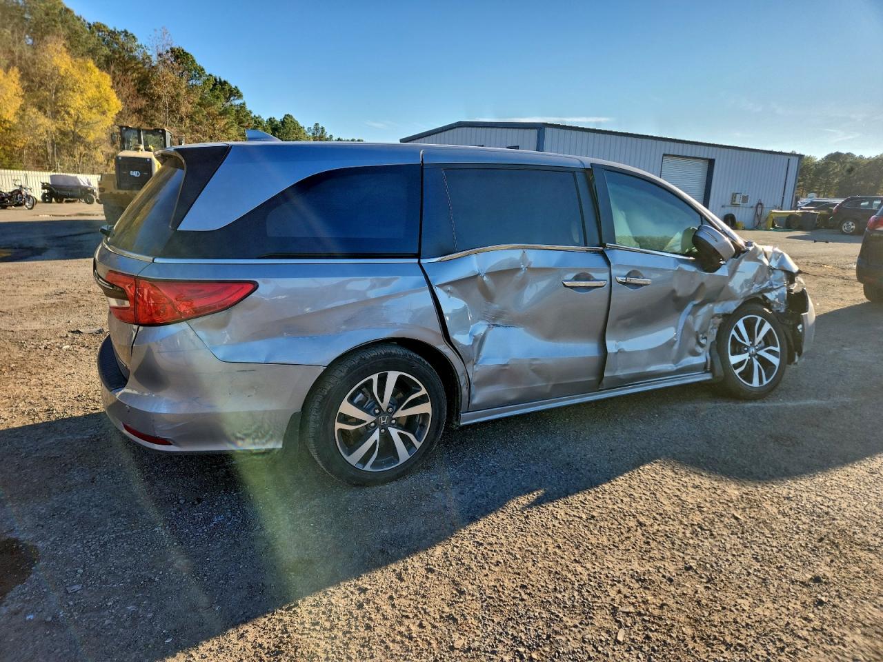 2023 HONDA ODYSSEY TOURING photo 3
