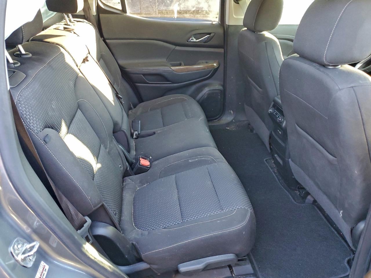 2021 GMC ACADIA SLE photo 19
