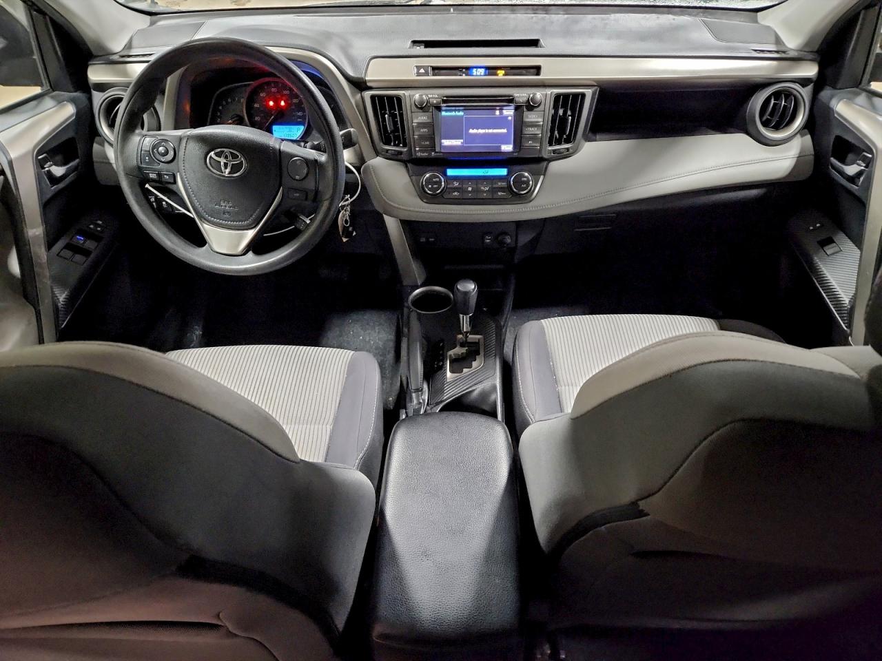 2014 TOYOTA RAV4 XLE photo 15