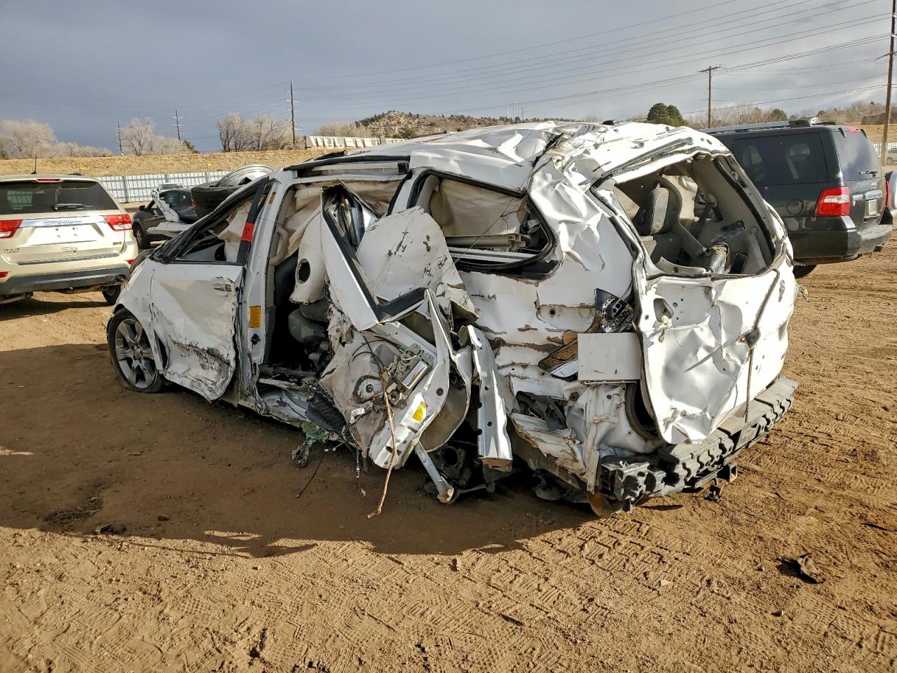 2014 TOYOTA SIENNA SPORT photo 2