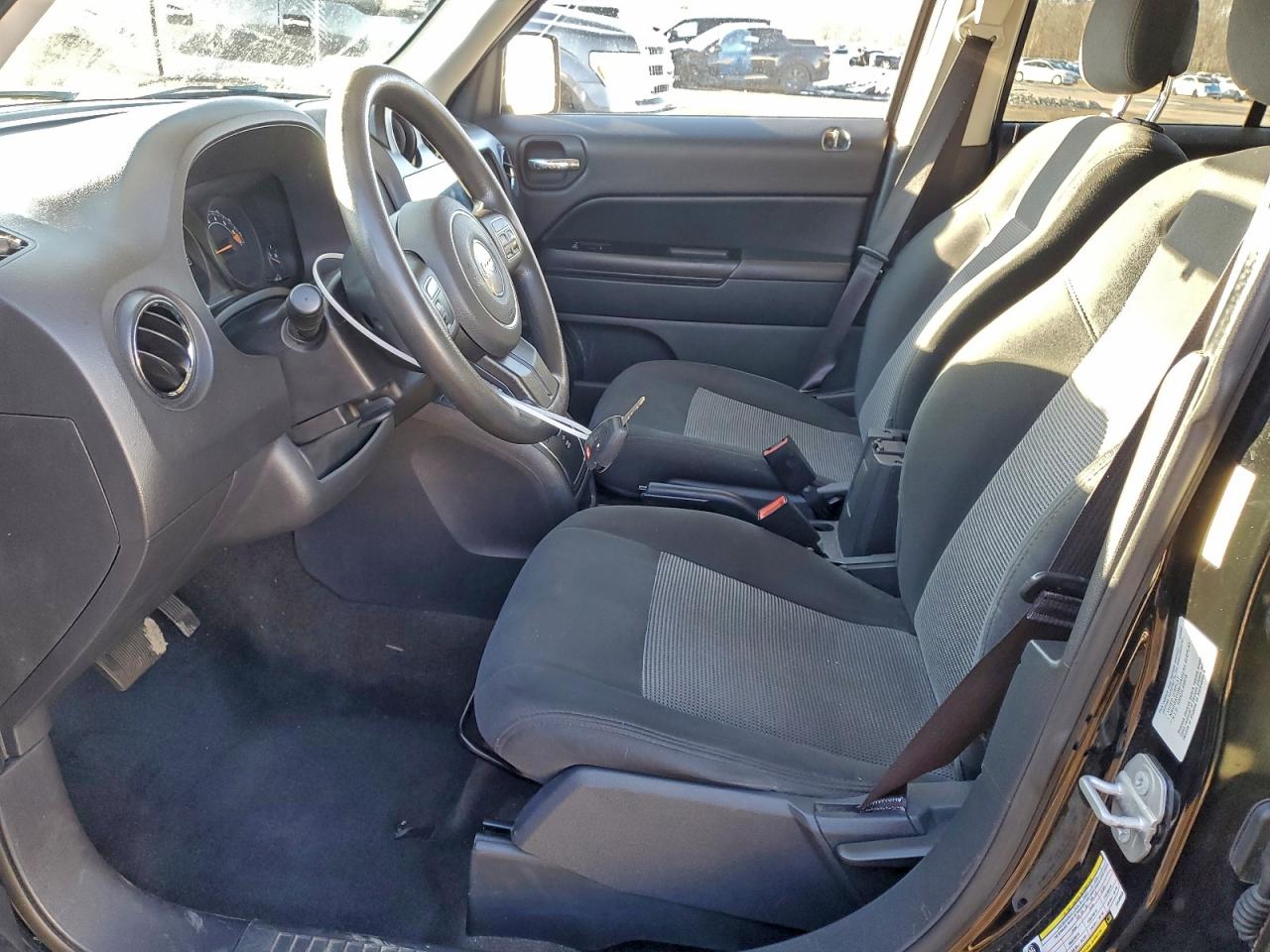 2015 JEEP PATRIOT SPORT photo 7