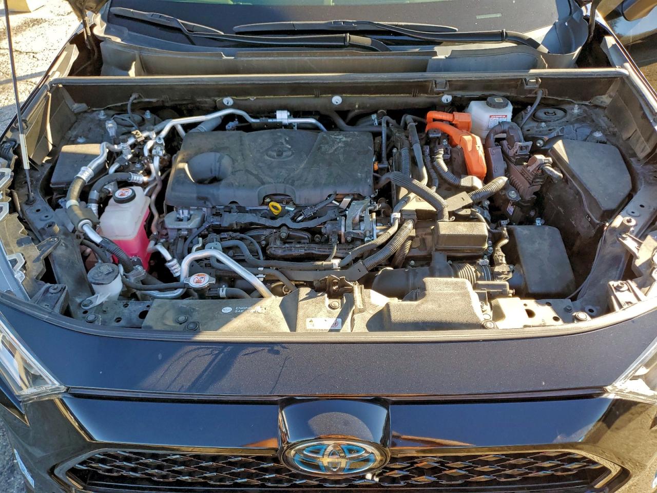 2021 TOYOTA RAV4 PRIME SE photo 12