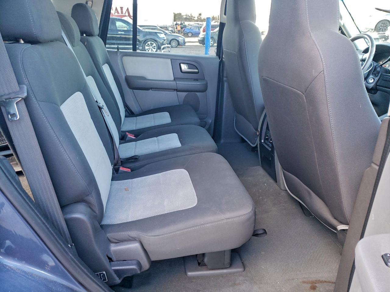 2004 FORD EXPEDITION XLT photo 11