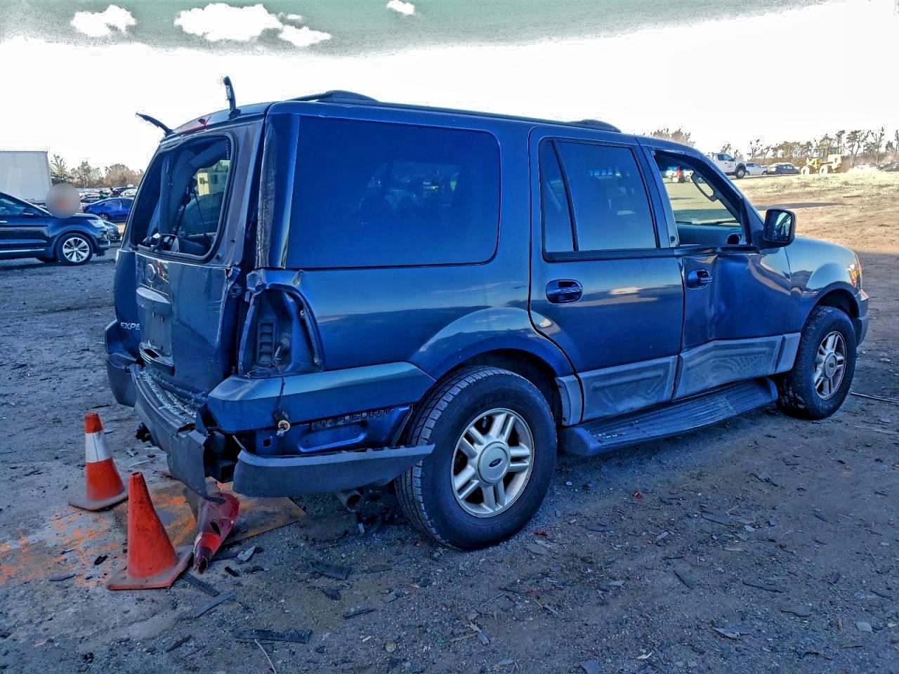 2004 FORD EXPEDITION XLT photo 3