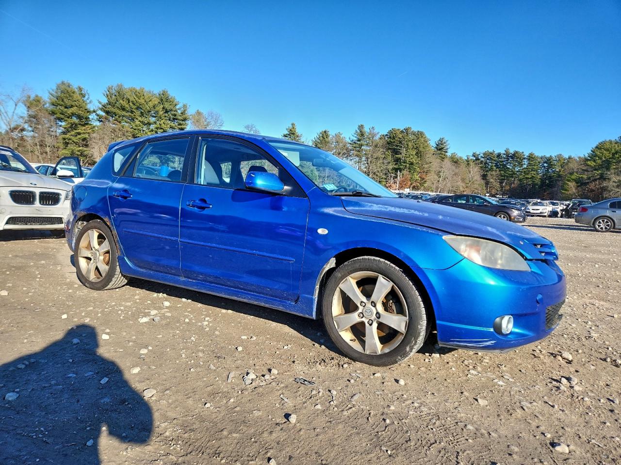 2004 MAZDA 3 HATCHBACK photo 4