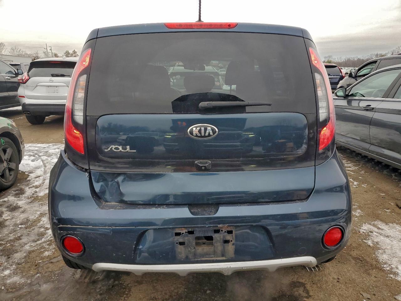 2017 KIA SOUL + photo 6