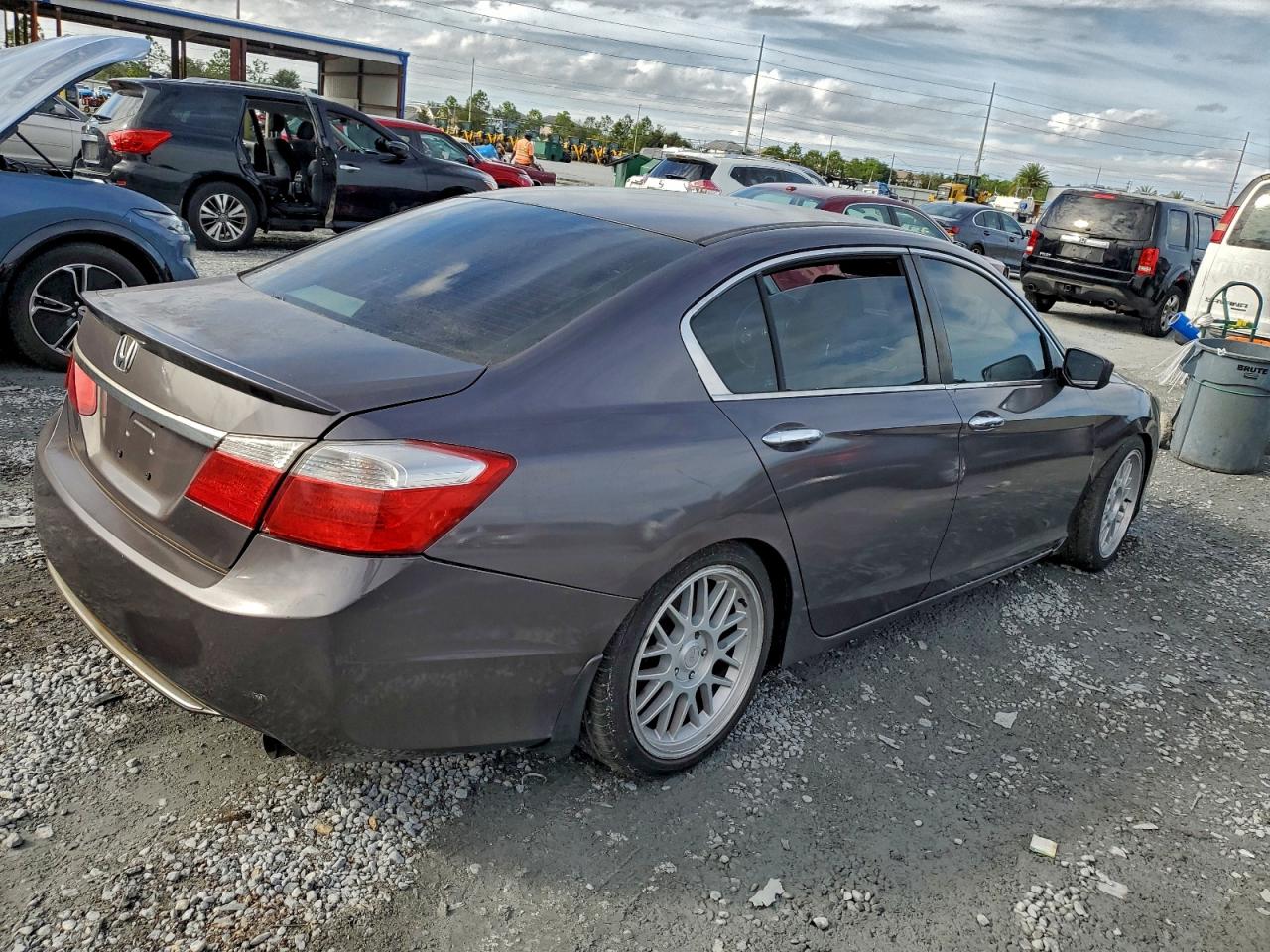 2015 HONDA ACCORD SPORT photo 3